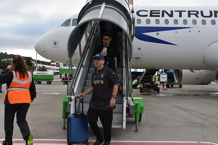 Trabzon Havalimanı’nda İlk Taşkent Seferi Törenle Karşılandı