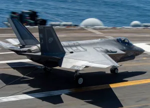 $100-Million-F-35C-Crashes-in-California