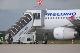 Almanya, Iraklıları Freebird Uçağıyla Zorla Sınır Dışı Etti!