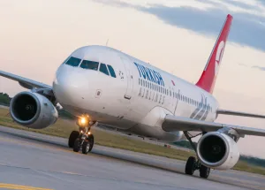 Bomb-Scare-Shocks-Passengers-on-Turkish-Airlines-Flight!-Taken-to-VIP-Terminal,-One-Suspect-Detained