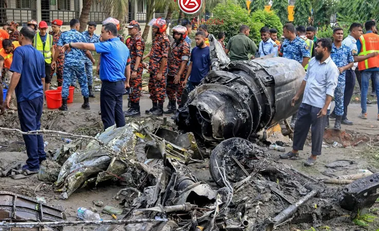 F-7 Kampüse Düştü. Faciada bilanço artıyor 31 ölü