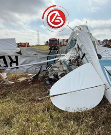 Kanada’da Eğitim Uçuşu Felaketi: Uçaklar Havada Çarpıştı