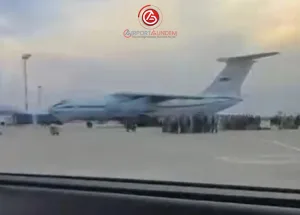 Kremlin-Şokta-Savunma-Bakanı'nın-Sevgilisi-Askerî-Uçakla-Maniküre-Gitti!