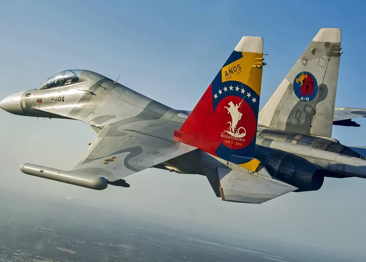 Amazon Ormanlarında Askeri Uçak Düştü: 7 Ölü