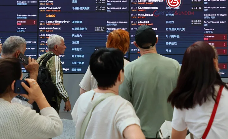 Moskova Havalimanlarında Kaos: 134 Uçak Yönlendirildi