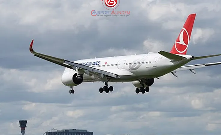 THY’nin San Francisco Uçağı Chicago’ya Acil İniş Yaptı