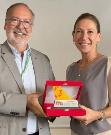 20th-Anniversary-Honour-for-Güliz-Öztürk-from-Pegasus!