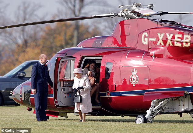 Kraliçe’nin Helikopteri Satışta, Yerine Baykar Ortaklı Jet Geliyor! 2 Baykar Haberleri Kraliçe Kraliçe’nin Helikopteri Satışta, Yerine Baykar Ortaklı Jet Geliyor!