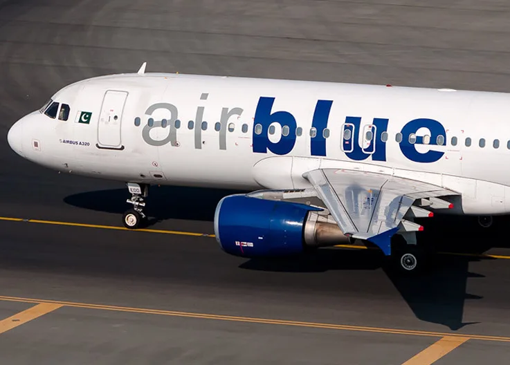 Airblue’ya Ait Yolcu Uçağının Motoruna Kuş Girdi. Uçuş İptali Kaosa Yol Açtı