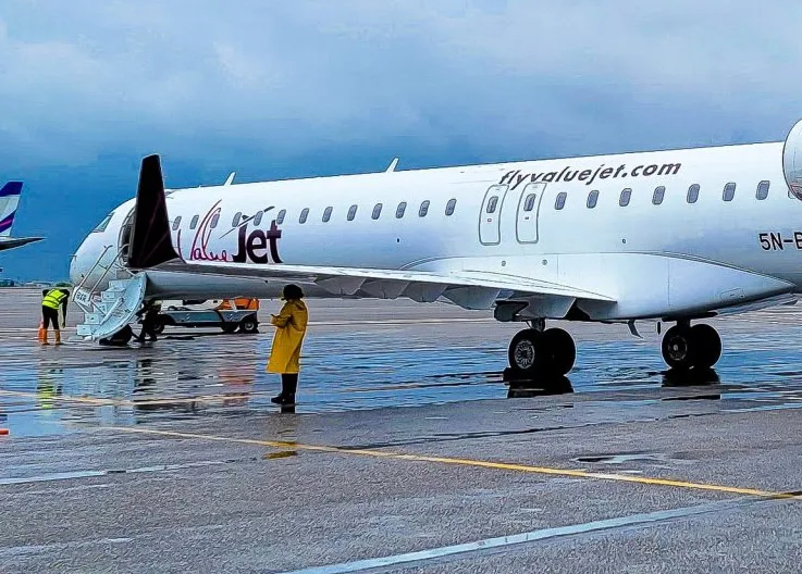 Nijerya’da Havalimanı Güvenlik Krizi: Pilotlar Uçuştan Men Edildi