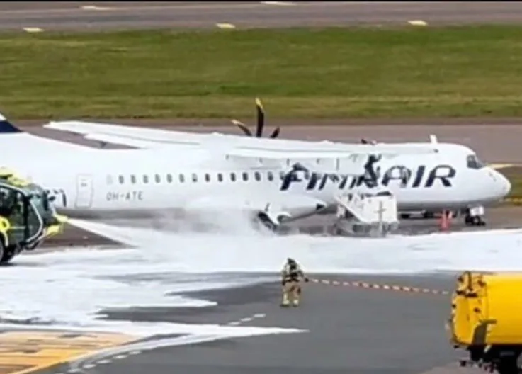 Finnair ATR72, Helsinki Havalimanı’nda Yer Araçına Çarptı