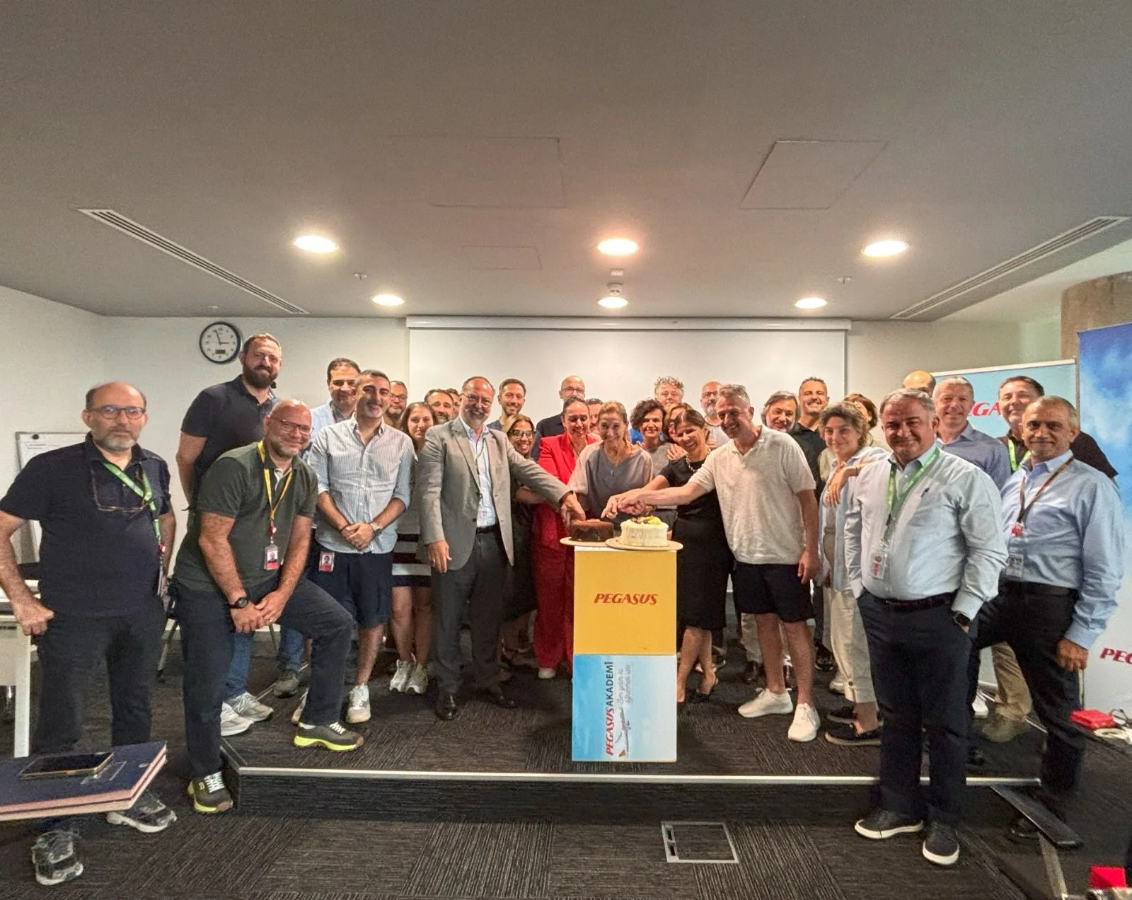 Pegasus CEO’su Güliz Öztürk, 20. Kıdem Yılında Sürpriz Plaketle Onurlandırıldı