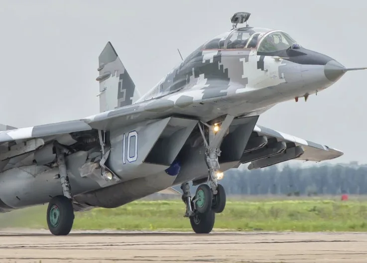Ukrayna’da MiG-29 Uçağı Düştü: Pilot Hayatını Kaybetti