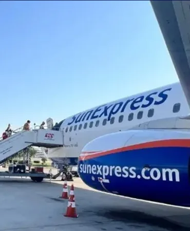 Havada Panik: SunExpress Uçağında Yolcu Bayıldı, Sefer Gecikti
