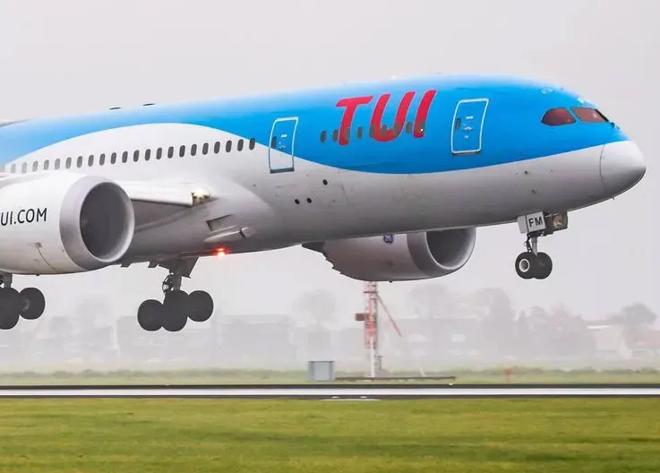 Radar Arızası TUI Uçağı Rotasını Acil Değiştirdi!