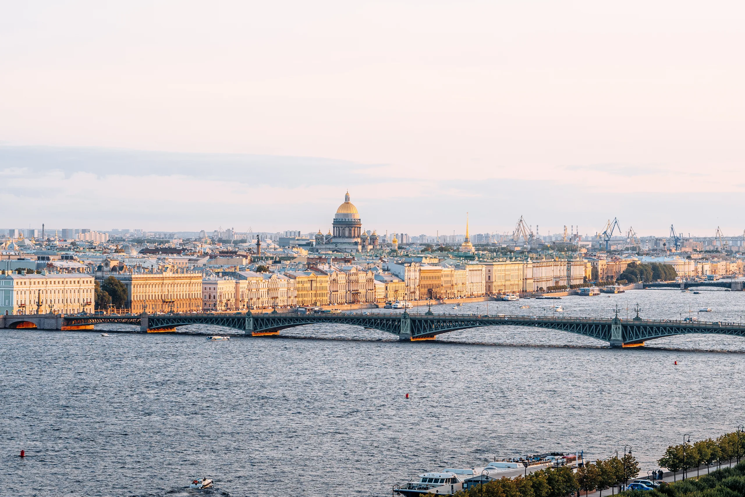 Türkiye’den St. Petersburg’a Haftada 99 Uçuş