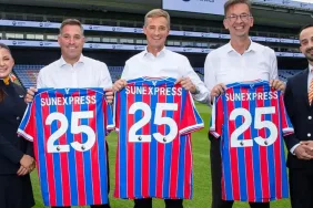 SunExpress, Crystal Palace’ın Resmi Havayolu Oldu