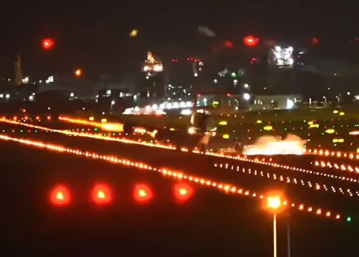 UPS Uçağı Tayfun İnişinde Kontrolden Çıktı: Motoru Piste Sürtündü