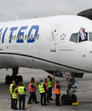 United Airlines Uçuşu Yolcunun Norovirüs Krizi Nedeniyle İptal Edildi