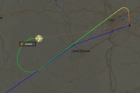 easyJet Uçağı A320, 7700 Koduyla Lyon’a Geri Döndü