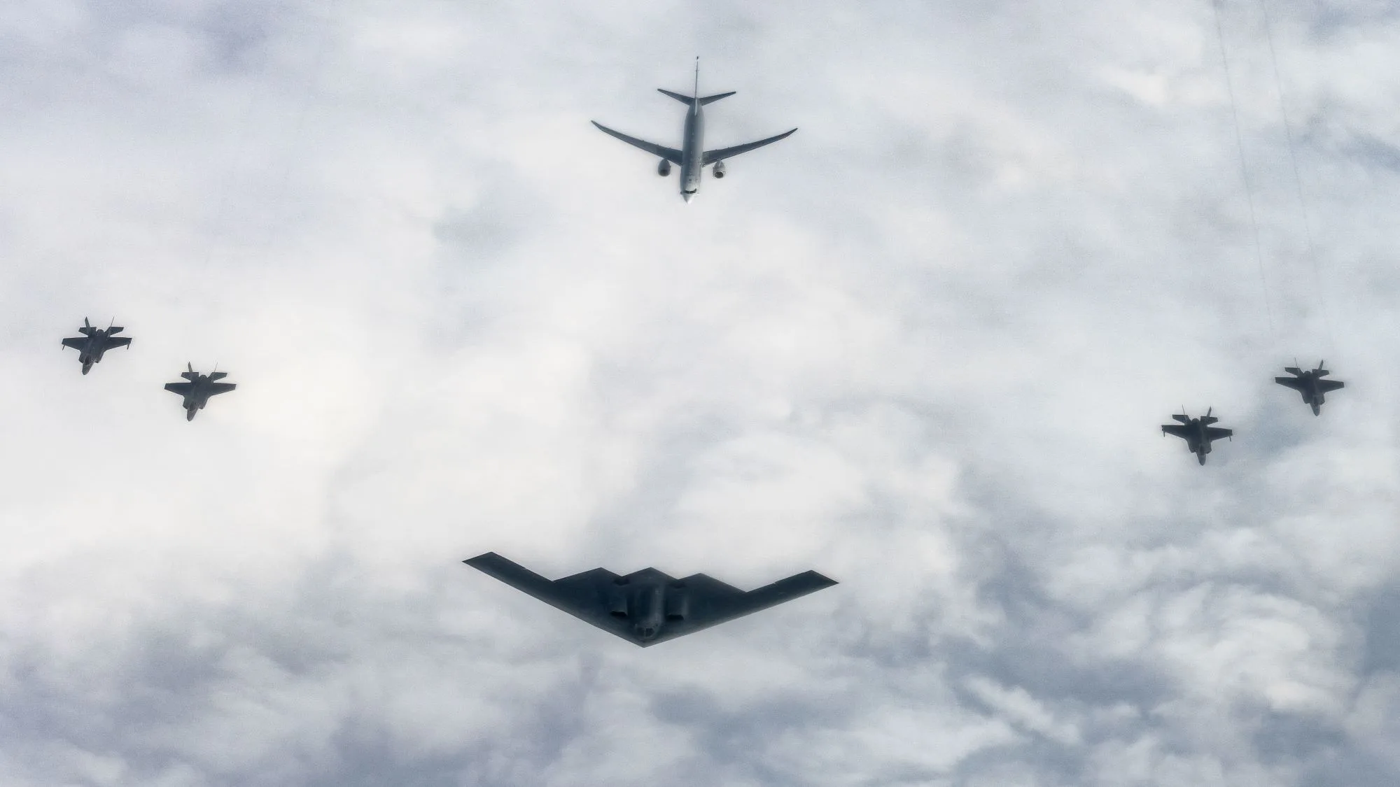 Hayalet B-2, 2.000 lb JDAM ile Uzun Menzilli Hedefi Vurdu 3 Savunma Sanayii Haberleri B-2 Hayalet B-2, 2.000 lb JDAM ile Uzun Menzilli Hedefi Vurdu