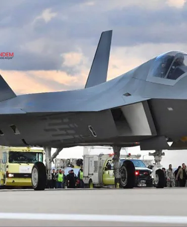 Fransız basını: KAAN, Rafale ve F-35 İçin büyük tehdit