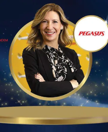 Güliz Öztürk “Gençlere En İlham Veren CEO” Seçildi