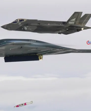 Hayalet B-2, 2.000 lb JDAM ile Uzun Menzilli Hedefi Vurdu