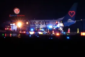 Mavi Gök Uçağı Yaklaşık 200 Yolcu Facianın Eşiğinden Döndü: Uçak Pist Lambalarına Çarptı