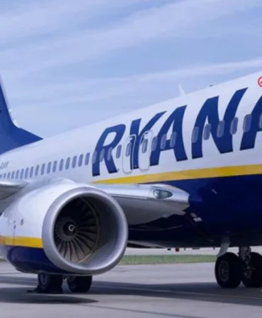 Stansted Yaklaşmasında Boeing 737 İletişim Kesildi