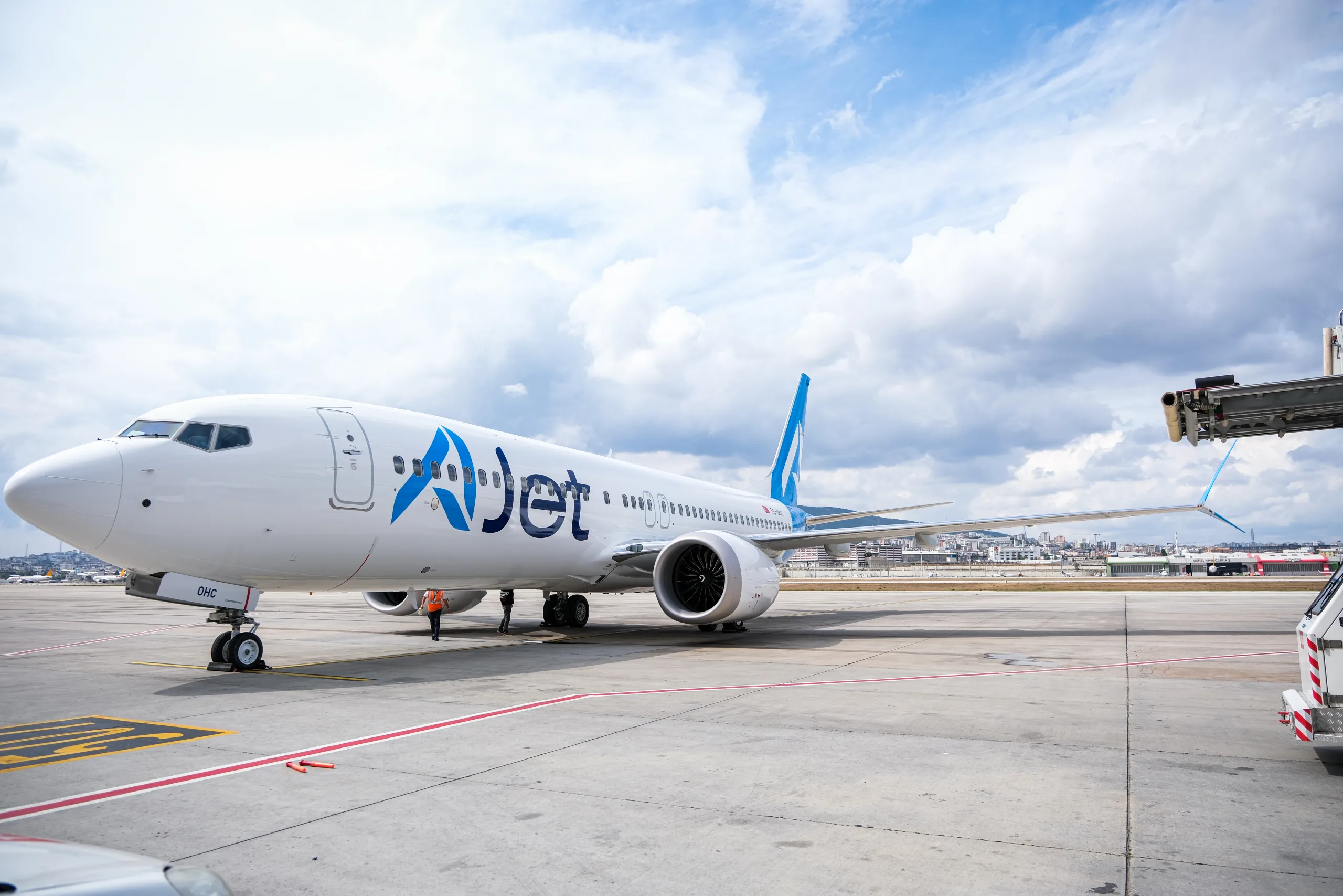 AJet, Fabrika Çıkışlı Dördüncü Boeing 737 MAX Uçağını Teslim Aldı