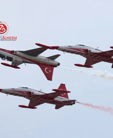 TEKNOFEST’te Türk Yıldızları Gösterisi Nefes Kesti