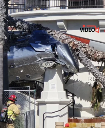 ABD’de Bell 222 Faciası: Helikopter Otoparka Çakıldı!