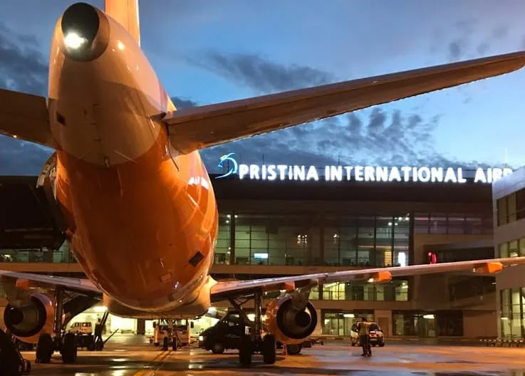 Kosova Havalimanında Şok Ölüm