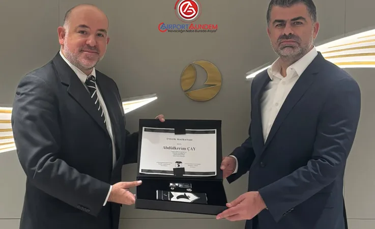 Türk Hava Kartalları, Abdülkerim Çay’ı Fahri Üye Olarak Onurlandırdı!