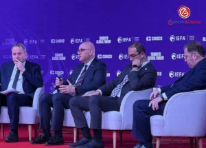 Türkiye’den-Kanada’ya-Savunma-Hamlesi-Kale,-ASELSAN,-ROKETSAN,-HAVELSAN