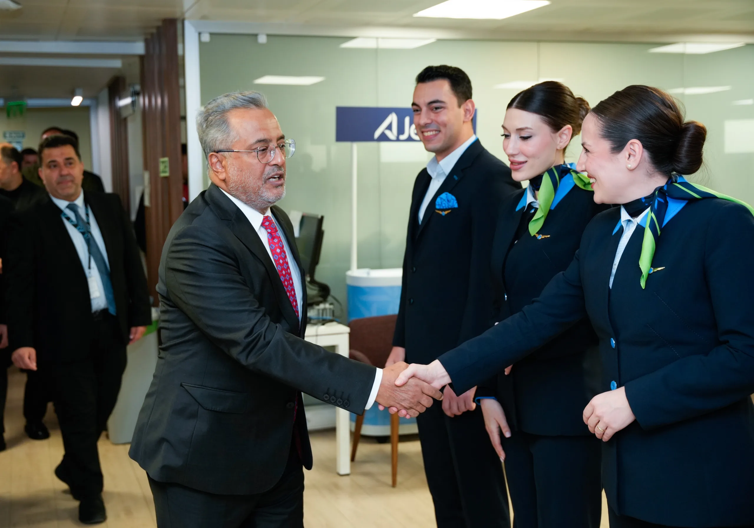 THY Başkanı Ahmet Bolat’tan AJet Çalışanlarına Sahada Tam Destek