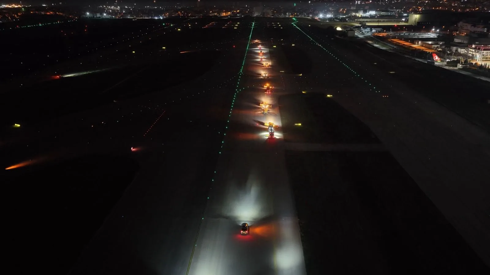 Sabiha Gökçen Havalimanı Kışa Kilitlendi: Uçuş Güvenliği İçin 24 Saat Hazır