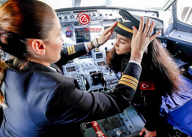 TUSAŞ-Şehidinin-Kızı-Ece-Naz-Kanseri-Yendi,-THY’de-Kokpite-Geçti