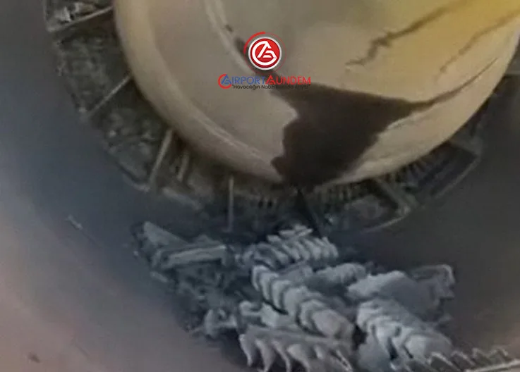 EasyJet A320’de CFM56 Motorunda Türbin Dağıldı