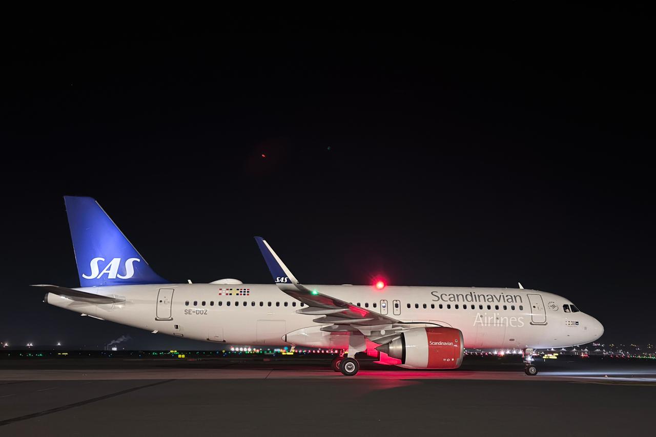 İGA İstanbul Havalimanı, SAS iş birliğiyle Kopenhag-İstanbul arasında günlük direkt uçuşların başladığını duyurdu. Yeni hat, Türkiye ile İskandinavya arasındaki bağlantıyı güçlendirecek.