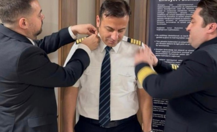 AJet’te İlk Kaptan Terfileri: 4 Pilot Kokpitin Sol Koltuğuna Geçti
