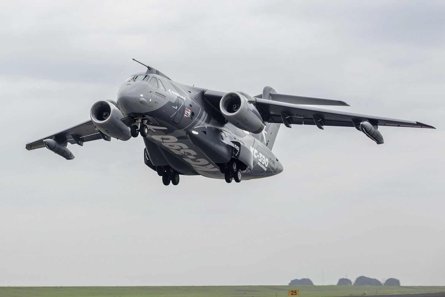 Embraer, KC-390 ve A-29 uçaklarını FIDAE 2026’da sergileyecek
