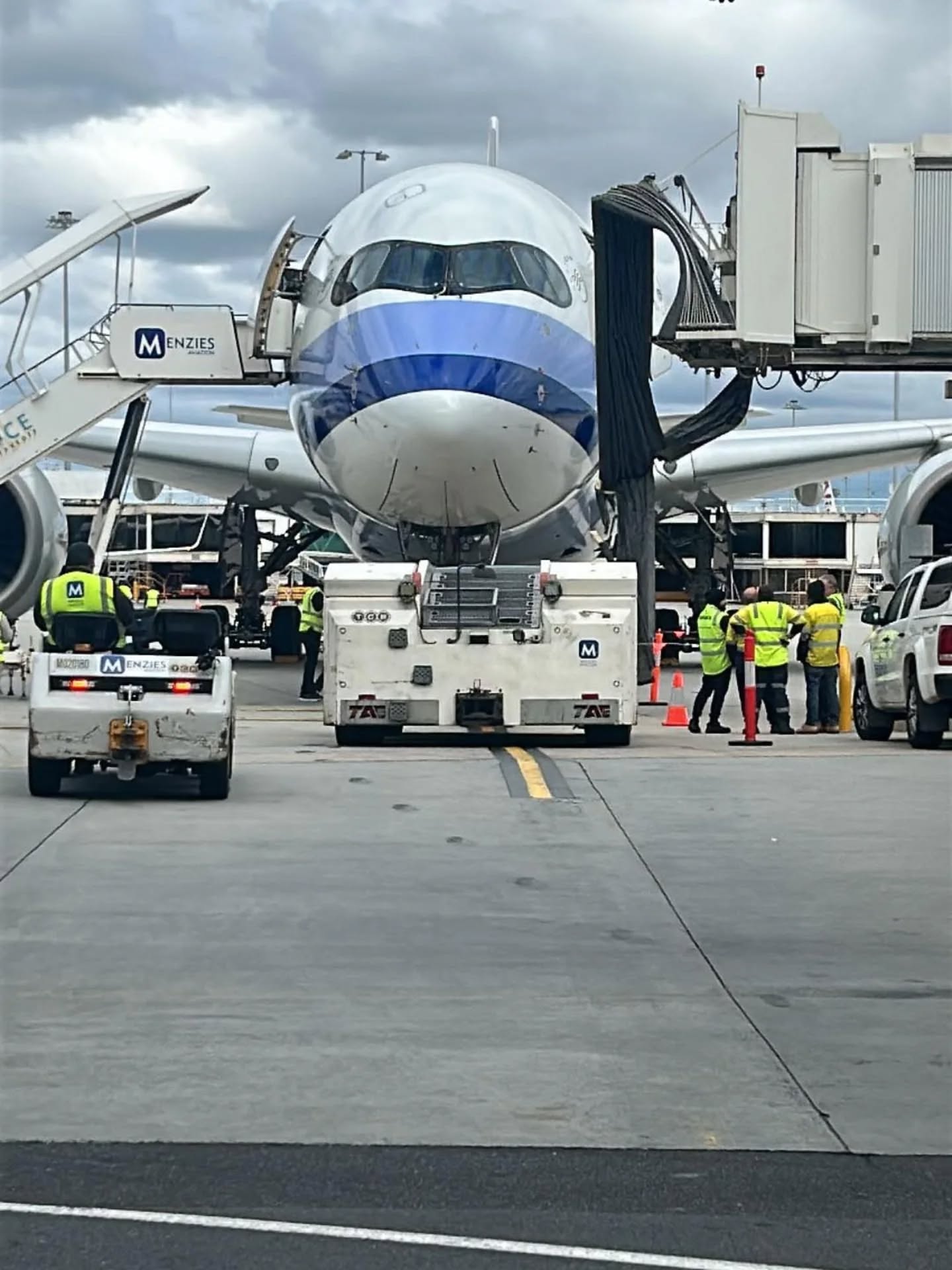 Melbourne Havalimanı’nda China Airlines A350 Kazası: Uçuş İptal Edildi