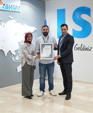 Sabiha Gökçen’de İnsanlık Dersi: Demans Hastası Yolcuya 24 Saat Destek