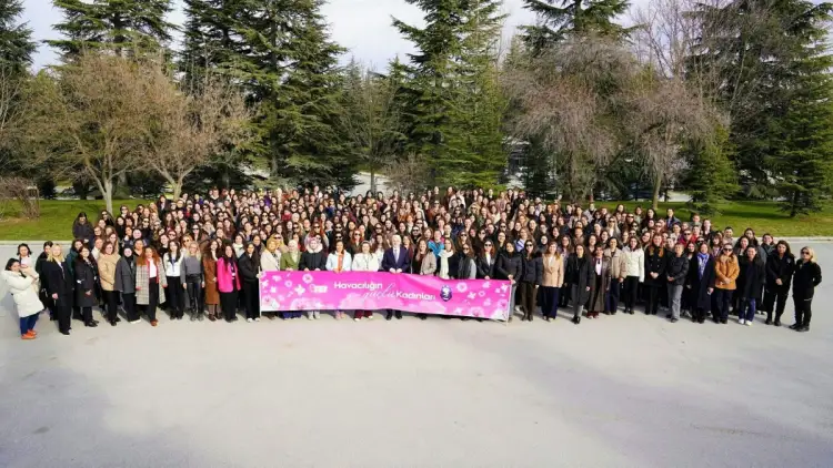 TEI’ye 3 Ödül Birden: Kadın Çalışanlara Değer ve Sosyal Sorumlulukta Zirve 3 Savunma Sanayii Haberleri TEI TEI’ye 3 Ödül Birden: Kadın Çalışanlara Değer ve Sosyal Sorumlulukta Zirve