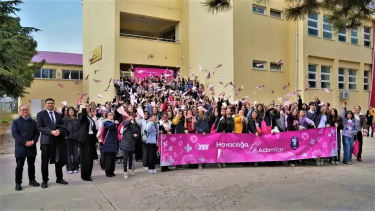 TEI’ye 3 Ödül Birden: Kadın Çalışanlara Değer ve Sosyal Sorumlulukta Zirve 2 Savunma Sanayii Haberleri TEI TEI’ye 3 Ödül Birden: Kadın Çalışanlara Değer ve Sosyal Sorumlulukta Zirve