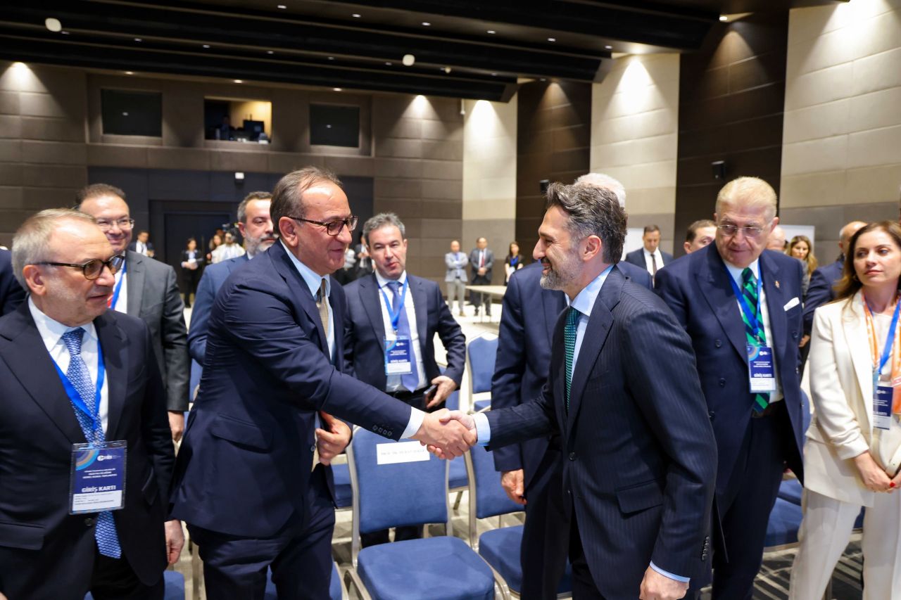 THY Başkanı Murat Şeker, Hizmet İhracatçıları Birliği Başkanı Seçildi