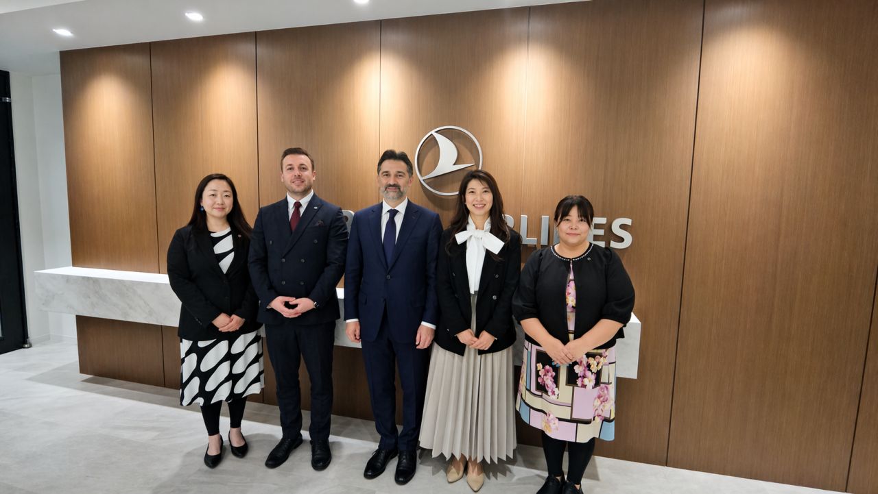 Türk Hava Yolları yatırımcıları Tokyo’da kilitledi: Dev finans görüşmesi