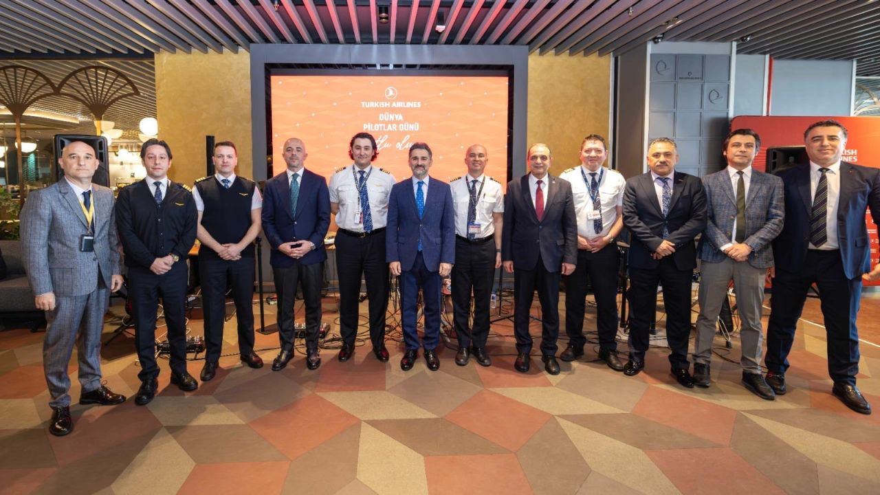 THY Kokpit Gücünü Dünyaya Duyurdu